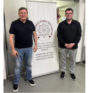 Okan Özcan ile Dr. Erdem Eren’in RUÇAM’daki ofis ziyaretinden bir kare